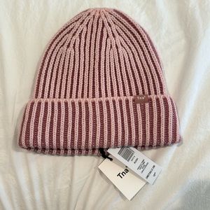 Aritzia Tna RUSH BEANIE ORACLE PINK/ ASHY PINK